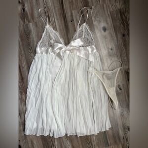 NWOT Victoria's Secret White Lace Babydoll set